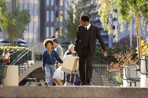 The Pursuit Of Happyness” (2006)- Хэзээ ч бүү бууж өг