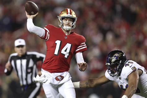 The Rams and the 49ers turn to backup QBs Wentz and Darold in season finale