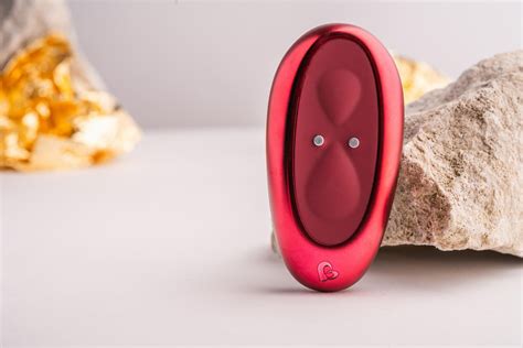 The Ruby Glow Grinding Vibrator Provides Nostalgic Pleasure