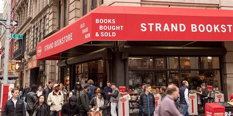 The Strand Bookstore in Dash & Lily: Is the New York bookshop