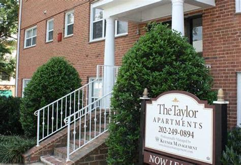 The Taylor Luxury Apartments in Rosslyn, VA - Keener Management