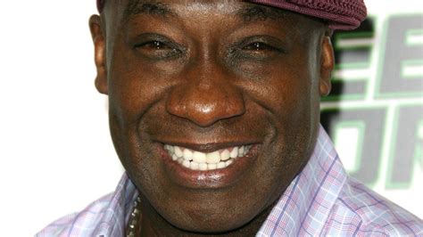 The Tragic Real-Life Story Of Michael Clarke Duncan - Looper.com