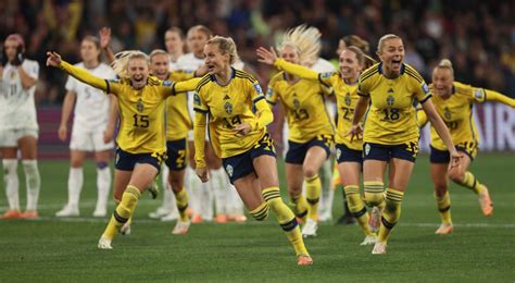 The U.S. and Sweden go to penalty kicks after Women’s World Cup round of 16 game finishes 0-0 following extra time