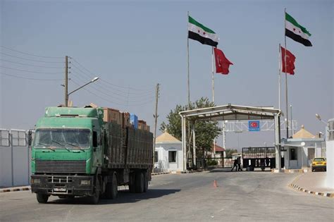 The UN announces that a deal has been reached with Syria to reopen border crossing from Turkey