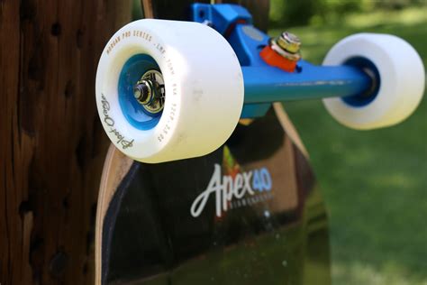 The Ultimate Guide to Finding the Best Longboard Bearings