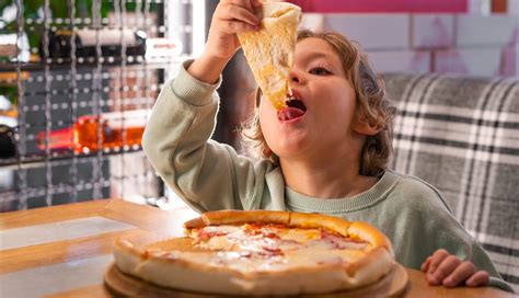 The Ultimate Guide to Kids Eat Free in Indianapolis - Indy