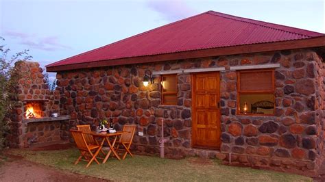 The Vale Karoo Farm Rooms - TravelGround