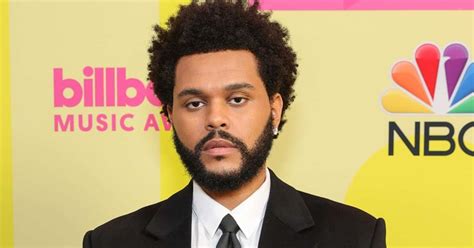 The Weeknd Wins Top Hot 100 Artist at the Billboard …