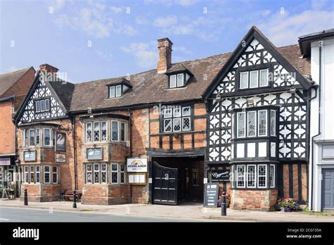 The White Swan Hotel, Henley-in-Arden - Mysterious Britain