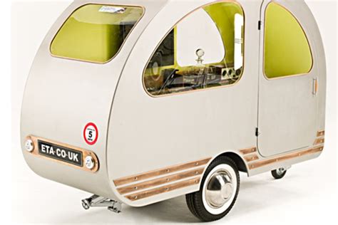 The World’s Smallest Trailer Is Designed to Be Towed Behind a Mo…