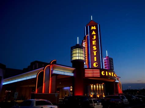 Lennox Town Center 24, Columbus, OH movie ti
