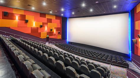 The Maple Theater. Tristone Cinemas. UltraStar Cinemas. Wes