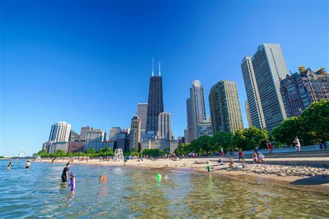 The best beach towns in Illinois