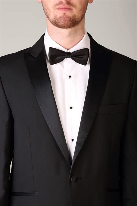 The black tux. The Black Tux uses 44 technology products and services including HTML5, jQuery, and Google Analytics, according to G2 Stack. The Black Tux is actively using 65 technologies for its website, according to BuiltWith. These include Viewport Meta, IPhone / Mobile Compatible, and Domain Not Resolving. 