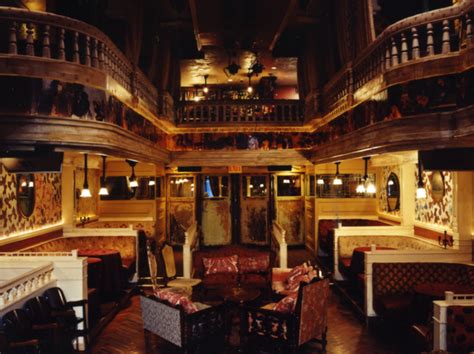 The box bar new york. When Hammerstein opened The Box in February 2007, it was a conscious attempt to introduce something different to New York nightlife—and for him, a departure from the world of theater. 