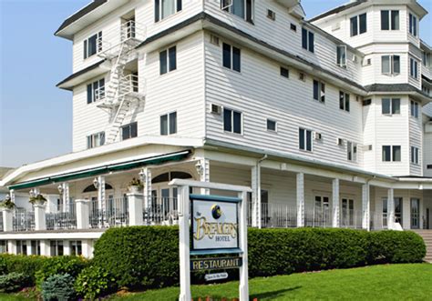 The breakers spring lake nj. Enjoy sweeping ocean views and casual dining at Spring Lake's only oceanfront resort … 