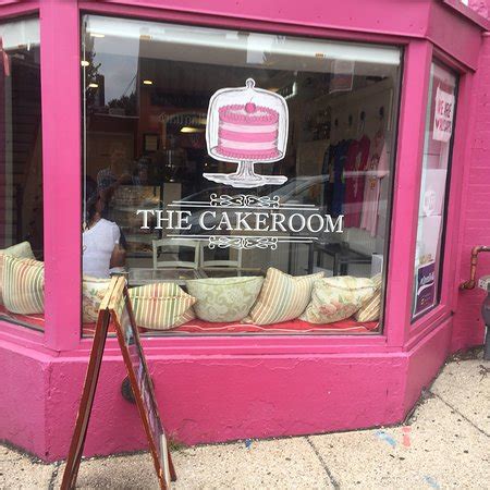 The cakeroom. We require 48 HOUR advance notice for most on-line orders (unless stated otherwise). BUT IF NEXT DAY IS NEEDED – You have 2 options: You may call the bakery at 202-450-4462 to place your order with our staff during business hours (but please note that a $10 booking admin fee may be incurred with orders taken by phone) or complete the on-line … 