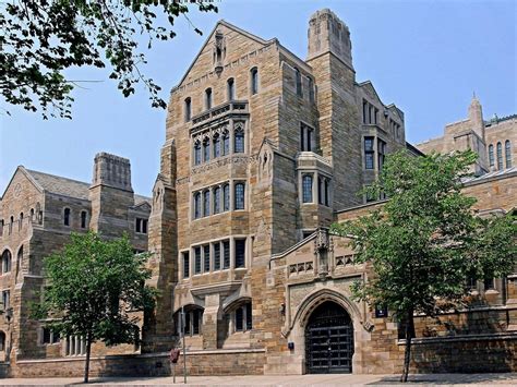 The campus guide yale university an architectural tour. - Genesung auf native art und weise recovery the native way a therapists manual.