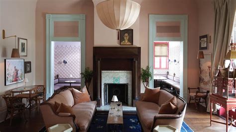 The chloe new orleans. In true New Orleans fashion, the hotel's style merges elements of French, Spanish, and Afro-Caribbean influences, elevated with a throwback 1950s vibe, curated through the vision of celebrated ... 