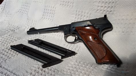 The colt woodsman. Although perhaps not as popular as the High Standard in competitive circles, Colt’s Woodsman was the runaway favorite and American classic .22 sport pistol. Based on a John Browning blowback design, some 690,000 Colt Woodsman pistols were made between 1915 and 1977. Ernest Hemingway was a big fan, too. In his classic novelette “Big Two ... 