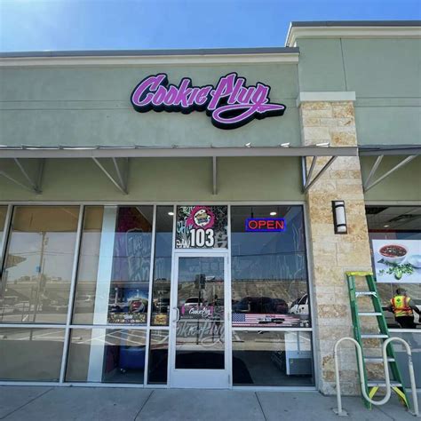 The Uptown San Antonio Cookie Plug bakery in San Antonio, TX, is next to Spring Chinese Cuisine & Pho and McDonalds. Pop into one of the best dessert restaurants in …. 