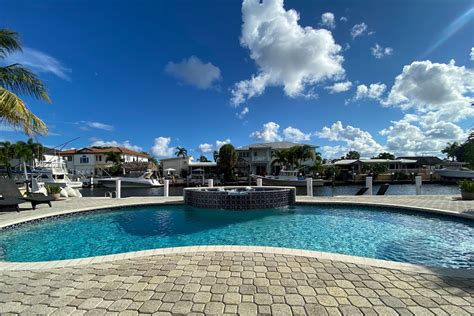 The cove deerfield florida. Photos. Table. New Listing for sale in The Cove, FL: Stunning Coastal estate home on an ocean access canal, no fixed bridges. This beautiful property impresses with 2 master … 