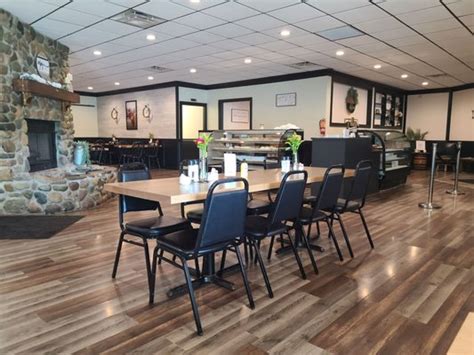 The cutting board restaurant middlefield ohio. C's Cafe, Middlefield, Ohio. 803 likes · 42 talking about this · 353 were here. A rustic contemporary coffee shop with a welcoming atmosphere for all. A meeting room with seating f 