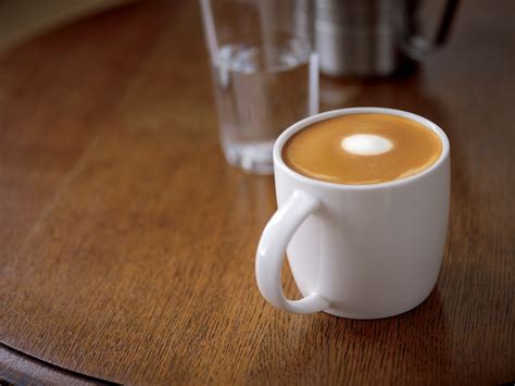 The disputed history of the flat white, the coffee drink Starbucks …