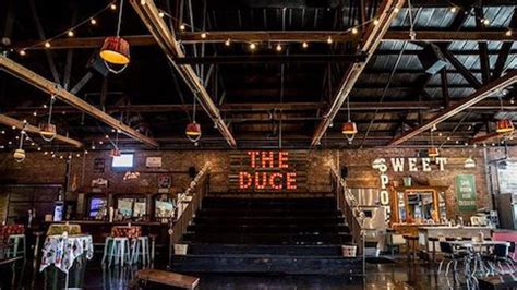 The duce phoenix. The Duce is a one-of-a-kind restaurant, bar, event venue, retail store and gym. This sprawling complex is truly unique in all of the things it offers its guests. Visitors don't even have to show up to eat, as The Duce has a 1960s inspired gym that people can work out in as well as a retail store full of retro-inspired gym clothing.The Duce is all about history. 