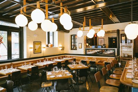 The dutch restaurant nyc. Now renovated, the restaurant has three main dining areas, all white brick and rubbed wood and high-gloss ceiling paint, with comfortable seats and good sconces and … 