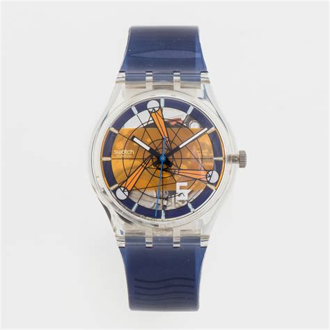 The fifth element watch. In the opera song in The Fifth Element, composer Eric Sierra intentionally wrote difficult and un-singable parts to create an alien-like sound. When opera si... 