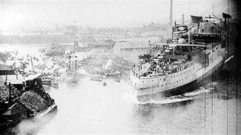 The forgotten 1898 launch of the HMS Albion. The water ... - reddit