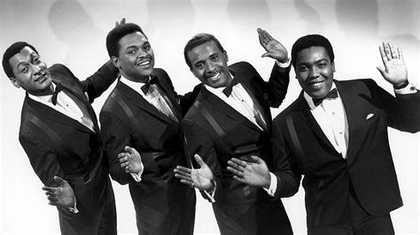The four tops. Four Tops "Reach Out I'll Be There" was released as a single in 1966 on Motown Records and was a #1 hit on both the Billboard Hot 100 and Billboard's R&B Cha... 