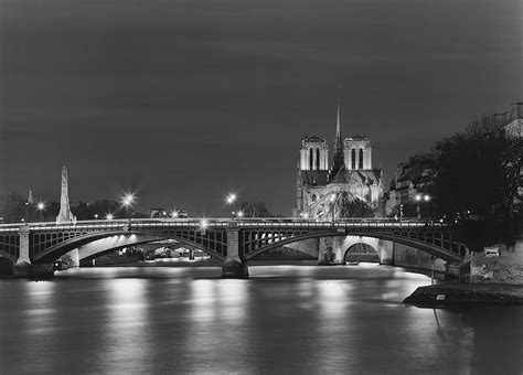 The glow of paris the bridges of paris at night. - Guía de administración de vshield edge.