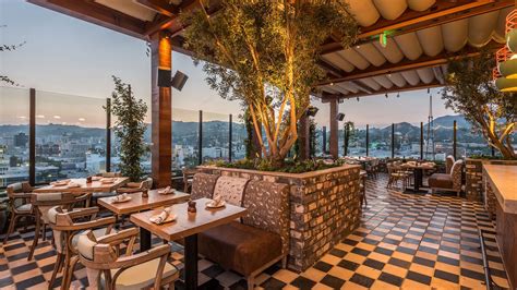 The highlight room. The Highlight Room Grill is a hidden gem in the middle of Hollywood, perched on the 10th floor of the DREAM Hotel Hollywood. Perfect for a business lunch, ... 