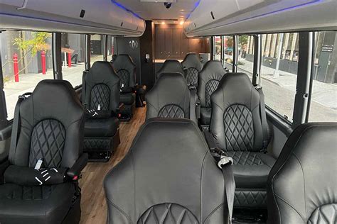 The jet bus. Nov 11, 2021 · Luxury coach bus line The Jet, which starts service on November 11, provides an ideal form of transportation connecting the two cosmopolitan cities. The company operates a fleet of four 45-foot ... 