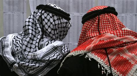 The keffiyeh explained: How this scarf became a Palestinian national symbol