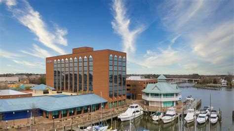 The landing at hampton marina. Read the 1,382 reviews for this 3-star hotel and check out the availability & booking options for your next Hampton trip. 