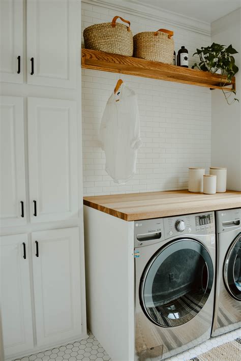 The laundry room. When it comes to laundry room maintenance, cleaning your washing machine is a crucial task that shouldn’t be overlooked. Over time, your machine can accumulate dirt, grime, and detergent buildup, which can lead to unpleasant odors and even mold growth. Luckily, with a few simple tips and tricks, cleaning your … 