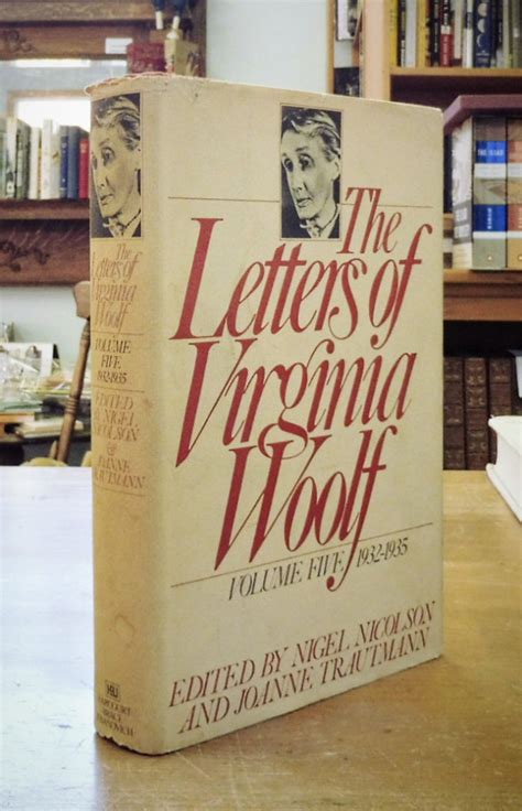 The letters of virginia woolf 1932 1935. - St james guide to horror ghost and gothic writers edition 1 st james guide to writers series.