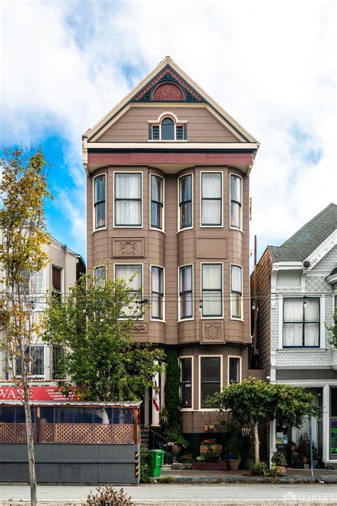 39-41 Divisadero Street, San Francisco, CA 94117 is a multi-famil