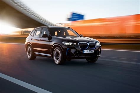 The new BMW iX3 - BMW Car Club GB