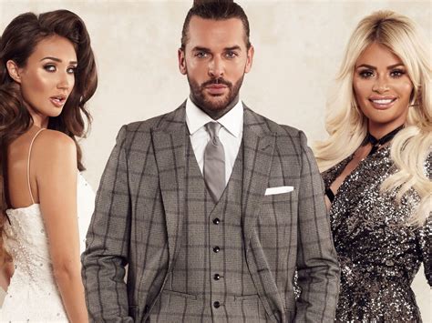 The only way is essex series. S17.E11 ∙ Episode #17.11. Sun, Apr 3, 2016. Reality series following a group of glamorous girls and buff boys from Essex. The divide between the girls worsens when Chloe S throws a party and decides not to invite Courtney and Chloe M. Megan attends the party, but her attempts to bring the two groups together do not go down well. 