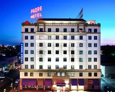 The padre hotel bakersfield. The Padre Hotel is centrally located in Bakersfield, a 2-minute walk from Fox Theater and 12 minutes by foot from Mechanics Bank Arena. This hotel is 1.5 mi (2.4 km) from Kern County Museum and 1.8 mi (2.9 km) from Buck Owens Crystal Palace. 