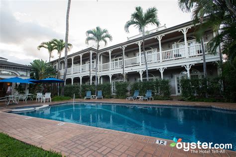 The plantation inn. Nov 5, 2020 · The Plantation Inn, an adult-only 18-room bed and breakfast in West Maui, announces their Nov. 15 reopening date. Located steps away from Front Street in Lahaina, the property offers an ... 