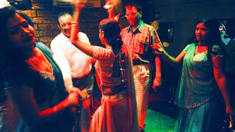 Xxcxe - 2024 The quiet return of Mumbais dance bars {leacz}