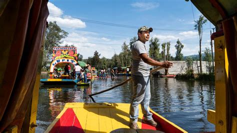 The return of Aztec floating farms - YouTube