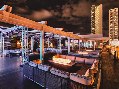 The rooftop bar. The Standard Hotel L.A. Downtown is a cool and hip location, from lobby & frontdesk to restaurant and rooms. What makes it outstanding is the rooftop with the pool, fancy cabanas and bar. As a hotel guest, you need to leave the building on Saturdays and stand in line to get different wristbands that give you access to the rooftop for different ... 