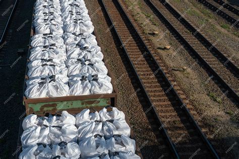 The safe rail transport of fertilizer - ifca.com