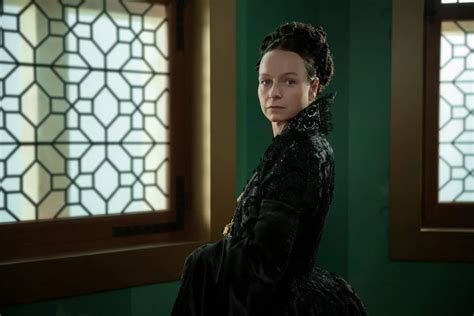 The serpent queen season 2. The straightforward version of “Serpent Queen,” anchored by two very capable actors and detailing a uniquely fascinating woman’s history, is satisfying enough. “The Serpent Queen ... 